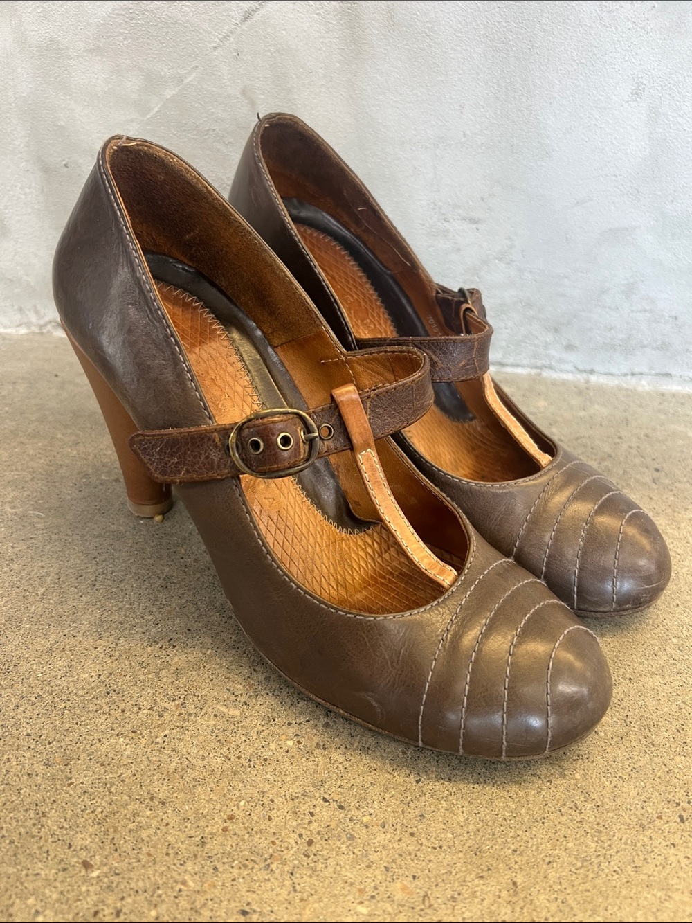 Chie Mihara Brown Mary Jane Heels with Buckle Strap